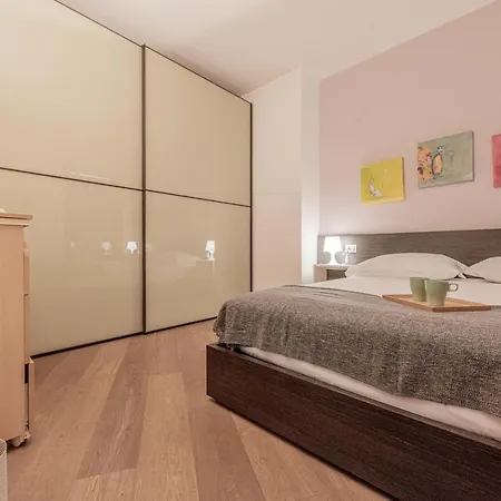 Realkasa Podgora Flat Болонья